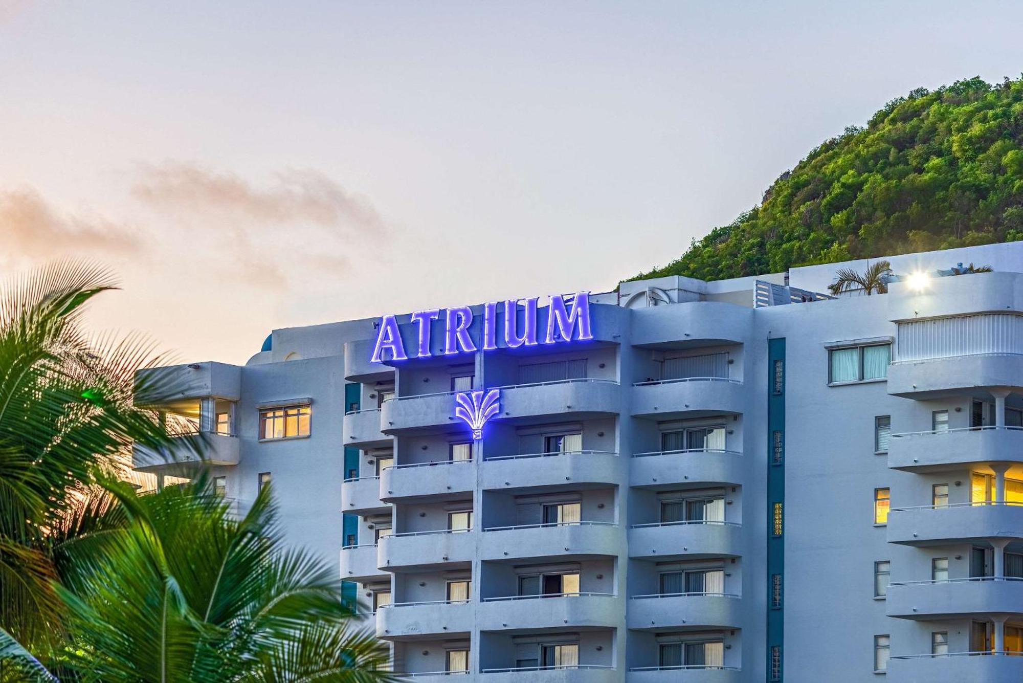 The Atrium Beach Resort And Spa, Ascend Hotel Collection Bahía de Simpson Exterior foto